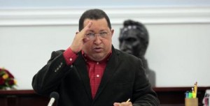 "Vayan metro a metro, palmo a palmo, casa por casa, convenciendo a todos, incorporando a todas! Que nadie se quede por fuera de esta Batalla!", escribió este sábado, a través de su cuenta en Twitter @chavezcandanga, el presidente de la República, Hugo Chávez Frías, al saludar a quienes participaron en la concentración que la juventud del Partido Socialista Unido de Venezuela (Psuv) realizó en Petare, estado Miranda, en su apoyo. "Vayan metro a metro, palmo a palmo, casa por casa, convenciendo a todos, incorporando a todas! Que nadie se quede por fuera de esta Batalla!", escribió este sábado, a través de su cuenta en Twitter @chavezcandanga, el presidente de la República, Hugo Chávez Frías, al saludar a quienes participaron en la concentración que la juventud del Partido Socialista Unido de Venezuela (Psuv) realizó en Petare, estado Miranda, en su apoyo.