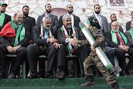 Un alto el fuego es una victoria para Hamas, ya que han conservado su fuerza de cohetes y tienen el potencial para aumentarlo. Sin embargo, para Israel, si se supone que no puede absorber el costo de erradicar a todos los cohetes (suponiendo que eso sea posible), entonces un alto el fuego traeria algunos beneficios políticos sin tener que tomar demasiados riesgos. 