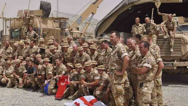 Las tropas evacuadas esta semana de Helmand, fueron la última parte de la fuerza de la OTAN liderada por Estados Unidos que ha ocupado Afganistán durante los últimos 13 años. Foto: soldados estadounidenses en la base militar británica de Camp Bastion, sur de Afganistán.