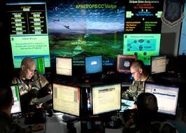 Codigoabierto360: "Un ejército sin espías es como un hombre sin ojos y sin oídos..." Chia Lin, citado por el maestro Sun Tzu en "El arte de la guerra". Ello significa que a pesar de la tecnología militar y digital de punta con la que cuenta las Fuerzas Armadas de los Estados Unidos de Norteamérica y sus Servicios Especiales pero todo ello no es un sustituto para la inteligencia humana. Se necesita del agente encubierto humano en el campo dentro de las comunidades y poblaciones con potencial para la producción de elementos radicales capaces de cometer asesinato terrorista y el suicidio en nombre de su fe.