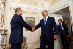 El PM de Israel, Benjamín Netanyahu se reunió este lunes con el Presidente de Rusia, Vladimir Putin con el objetivo de conversar acerca del aumento de la presencia militar rusa en Siria. 