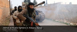 un grupo de rebeldes sirios entrenados por el ejército estadounidense se rindió a una filial de al-Qaeda en Siria casi tan pronto como se desplegaron allí desde bases en Turquía.
