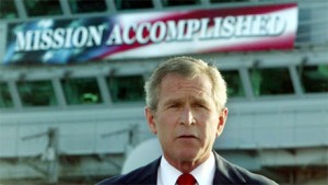 A medida que la guerra en Irak se deterioraba, analista de inteligencia estadounidense salieron de la bolsa, en 2005, y criticaron a la administración del presidente George W. Bush por impulsar planes de "amateur y poco realistas" para la invasión dos años antes. 