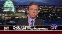 El director ejecutivo de la FDD, Mark Dubowitz, incluso ayudó a diseñar el régimen de sanciones contra Irán y sus ventas de petróleo que se puso en marcha en 2010.