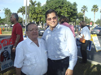 Dr. Alfoso y Xavier Becerra, Congresista Demócrata durante la Campaña Presidencial de Obama