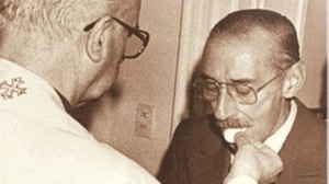 PAPA Y VIDELA COMUNION