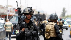 Estados Unidos se encuentra en una nueva fase de conformación de su política exterior, menos dispuesta a utilizar su diplomacia coercitiva, en gran parte por la pérdida de confianza en sus aliados tradicionales, como Arabia Saudita (competidor regional de Irán), Turquía (ver “Operación de Falsa Bandera” en este mismo tabloide) e incluso hacia la administración de Benjamín “Bibí” Netanyahu (por su posición intransigente referente a Irán y a la creación de un Estado Palestino) percepción, en tiempo real, de que estos actores regionales han evidenciado un comportamientos de querer utilizar el poderío militar estadounidense (línea roja contra Siria) a favor de sus intereses. Ello le obligara a buscar, y comprometer, la participación de nuevos actores para estabilizar la región, como la Unión Europea y Rusia.