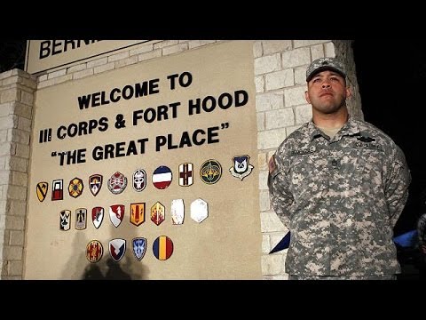 El mayor del ejército de los Estados Unidos, Nidal Hasan, medico psiquiatra militar, abrió fuego contra varios de sus compañeros en el Fuerte Hood, Texas matando a 13 compañeros e hiriendo a otros 32 en un acto terrorista de motivación islamista. Sus alegaciones para cometer tal acto fueron su intención era defender a los talibanes en Afganistán de los soldados extranjeros.