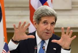 En lo que se refiere a Venezuela, John Kerry sabe de que lado de la guerra de clases está. La semana pasada, justo cuando me iba, el Secretario de Estado de Estados Unidos duplicó su descarga de retórica contra el gobierno, acusando al presidente Nicolás Maduro de fomentar una “campaña de terror contra su propio pueblo”. Kerry también amenazó con invocar la Carta Democrática Interamericana de la OEA contra Venezuela, así como de aplicar sanciones.