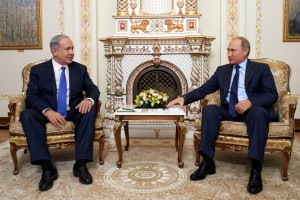 “Mi objetivo se resume en prevenir malentendidos entre las fuerzas militares rusas e israelíes. Hemos creado un mecanismo para evitar ese tipo de malentendidos, esto es muy importante para la seguridad de Israel”, aseguró Netanyahu al término de la reunión.