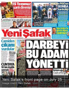 El 25 de julio,Yeni Safak, un popular diario turco, alegó que el golpe había sido financiado y organizado por el gobierno de los Estados Unidos. El periódico, que tiene su sede en Estambul, es conocido por su postura política conservadora y estrechos vínculos con el AKP, el partido del presidente turco, Recep Tayyip Erdogan. Sus editoriales suelen reflejar la posición del AKP en los asuntos políticos del día. El informe también examina las presuntas transacciones de dinero que se centran en el papel de la rama en Nigeria de los Estados Banco de África (UBA), que supuestamente constituía "la base principal de los últimos seis meses de las transacciones de dinero para los golpistas". El informe también destacó el papel de la CIA en la aplicación de las transferencias de dinero